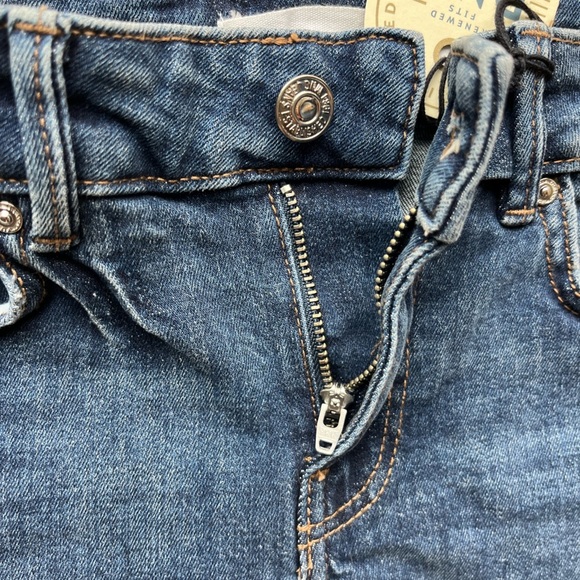 🆕 Mango Women's Vicky Blue Denim Shorts Size 2 Distressed Cuffed Hem - Picture 7 of 12